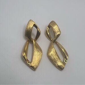 Vintage Napier Geometric Gold Tone Earrings. Standard Back Earrings.